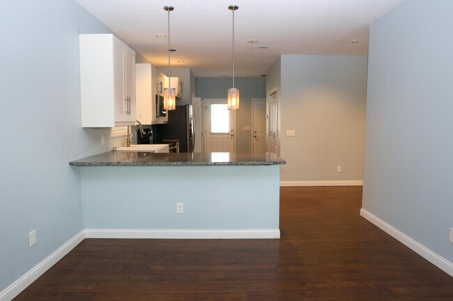 Building Photo - 145 Ridge View Rd