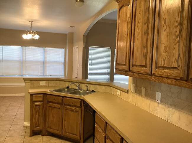 Building Photo - 515 Cool Meadow Ct