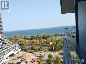Building Photo - 2200-2200 Lake Shore Blvd W