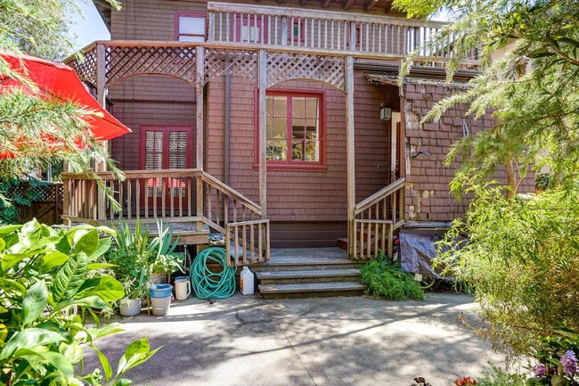Building Photo - 2739 Ashby Pl