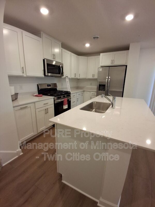 Foto del edificio - 1071 151st St W