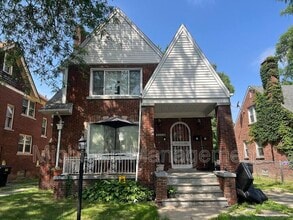 Building Photo - 14567 Mettetal St