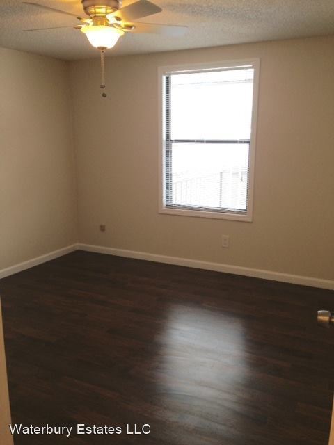 Building Photo - 110 Waterbury Ct