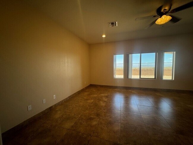 Building Photo - 3 BR 2BA CastleRock Gated with 3car Boat D...