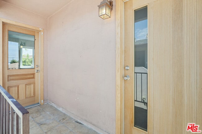 Building Photo - 4622 W 149th St