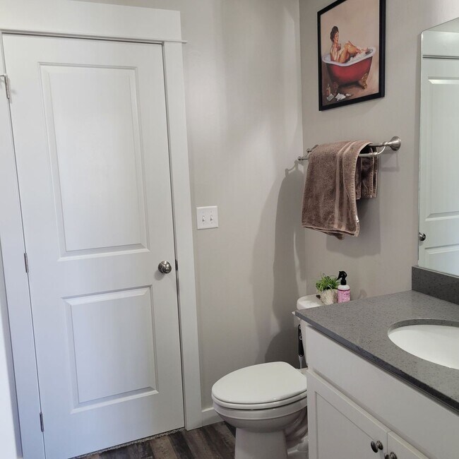 Foto del edificio - 3 Bed 2.5 Bath in Belgrade