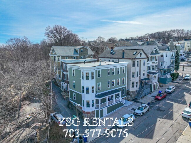 Building Photo - 34 Calumet St