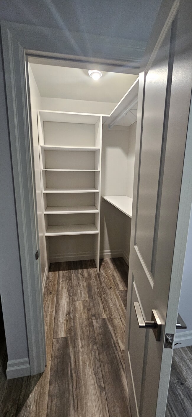 Building Photo - 1 rue Honor-Roy Rue