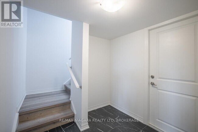 Photo du bâtiment - 158 Hillcrest Rd