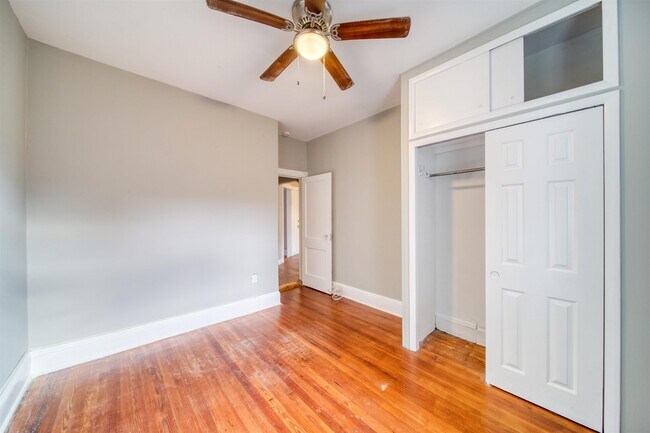 Building Photo - 6515 Park Ave