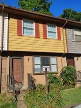 Building Photo - 302 Palmer Dr