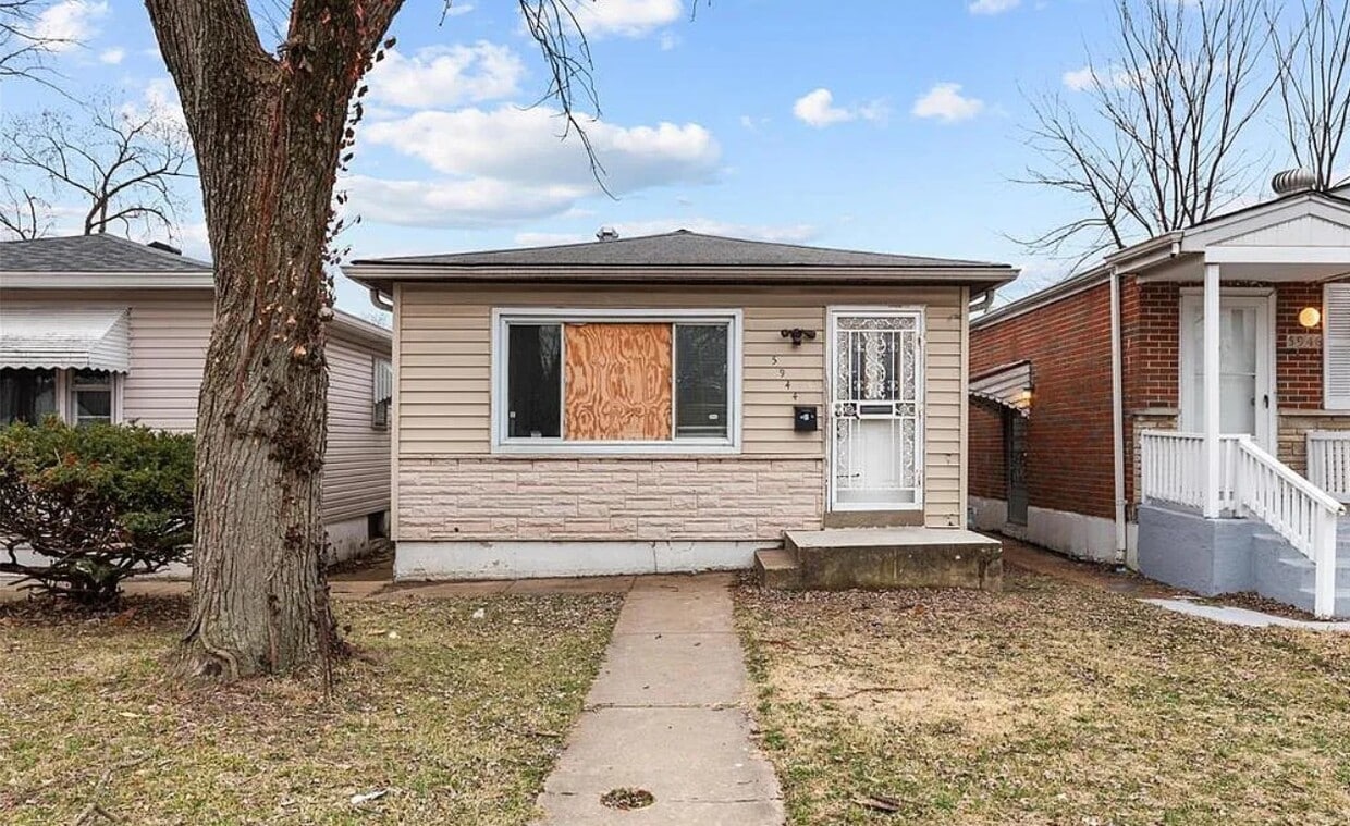 Primary Photo - 5944 Laura Ave