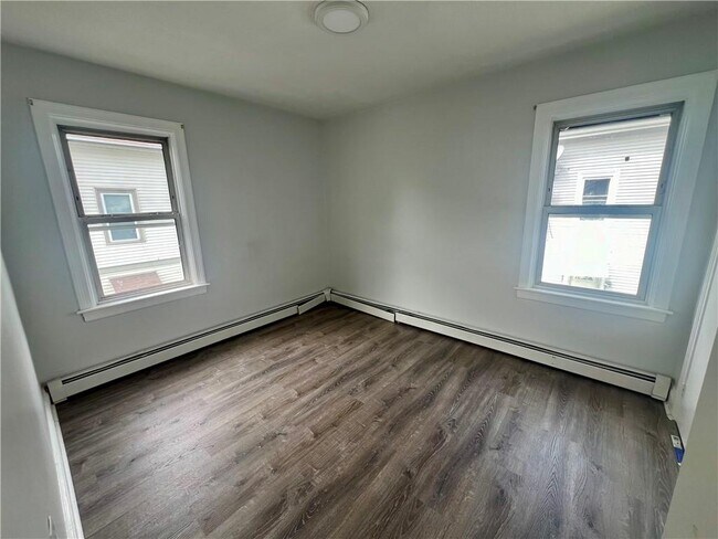 Foto del edificio - 46 Lincoln Ave