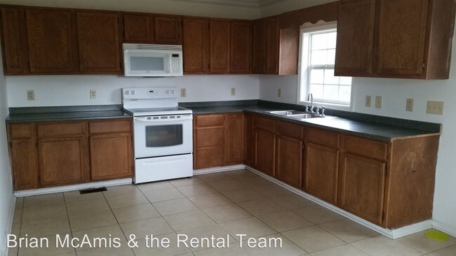 Foto del edificio - 3 br, 2 bath House - 950 Kingsport Hwy.