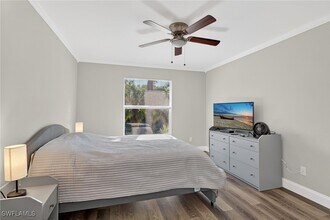 Building Photo - 209 Robin Hood Cir