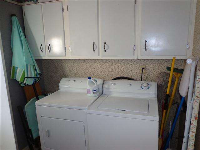 Foto principal - 2 Bed 1 Bath Home