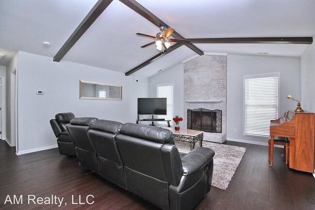 Foto del edificio - 3 br, 2 bath House - 6201 Thermal Rd