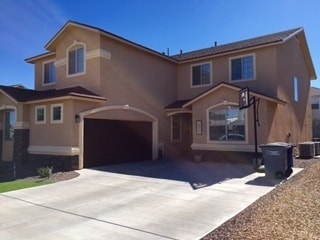 Foto principal - Sandstone Ranch Estates Refrig A/C 4 bed, 3 bath Home with Many Extras!