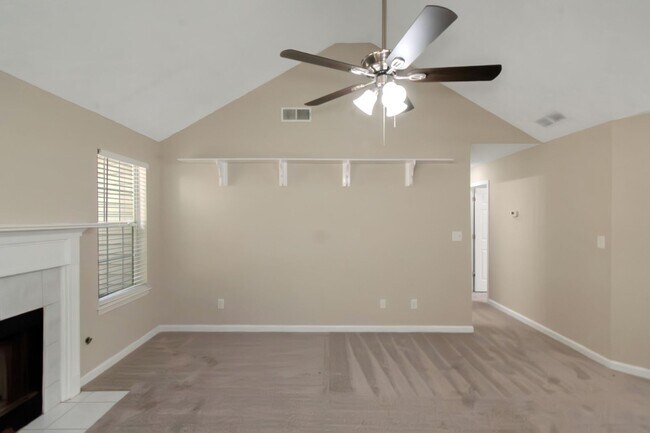 Foto del edificio - Charming 3BR/2BA Ranch Home in Stockbridge!