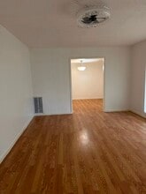 Building Photo - 8827 Rowan Ln