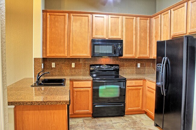 Foto del edificio - 15460 Canyon Gulch Ln