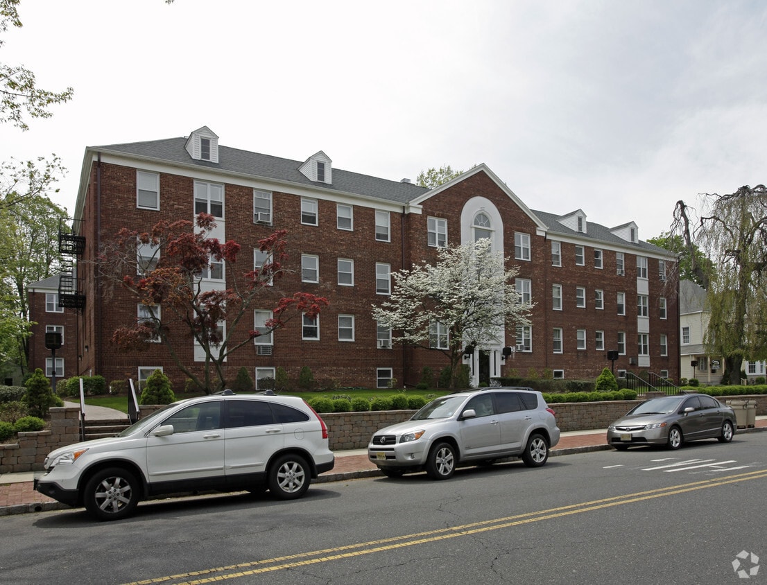 188 Bellevue Ave Apts Apartments in Montclair, NJ