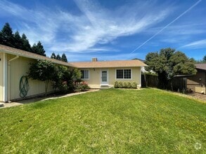 Building Photo - 1774 Lazelle Ct