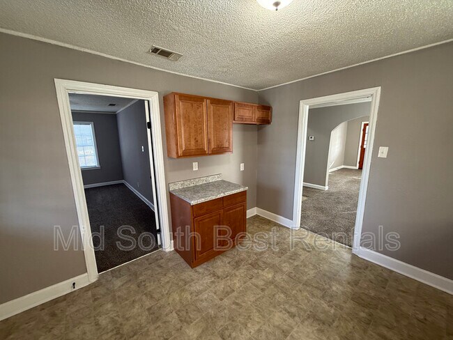 Foto del edificio - 2654 Park Ave