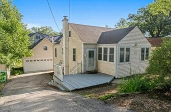 Building Photo - 21276 W Arbor Ln
