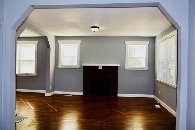 Foto del edificio - 1526 Childress Dr SW