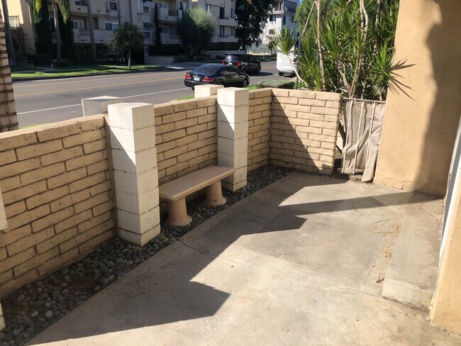 Foto del edificio - Moorpark Apartments