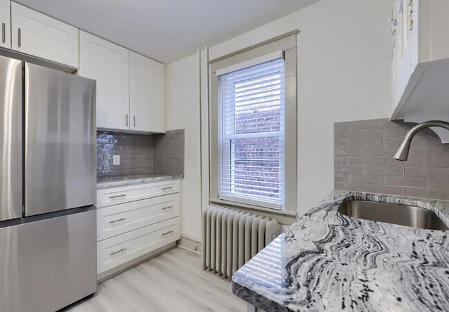 Foto del edificio - 40 W James St