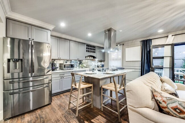Foto del edificio - 4803 Junius St