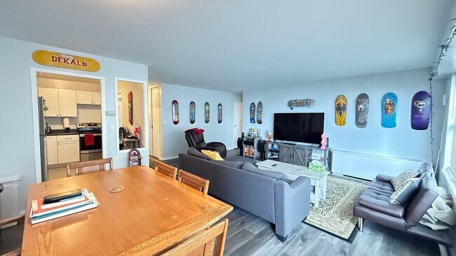 Foto del edificio - 6157 N Sheridan Rd