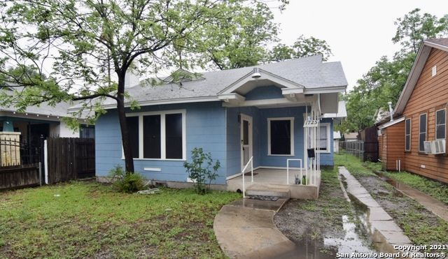 Primary Photo - 1725 SUMMIT AVE