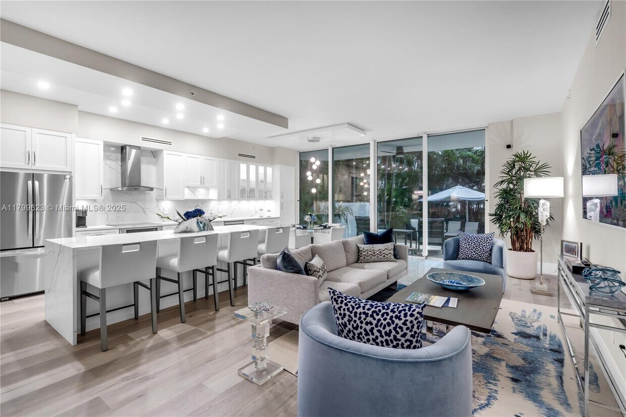 Foto principal - 500 SE Mizner Blvd