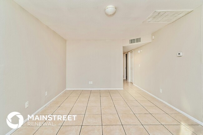 Foto del edificio - 854 W Calle Matus