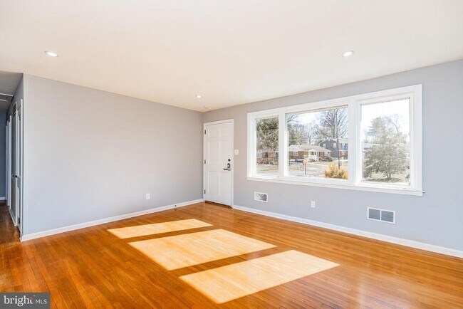 Foto del edificio - 2701 Fairhope Rd