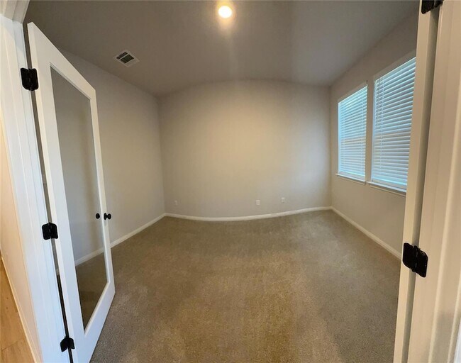 Building Photo - 139 Gullivers Dr
