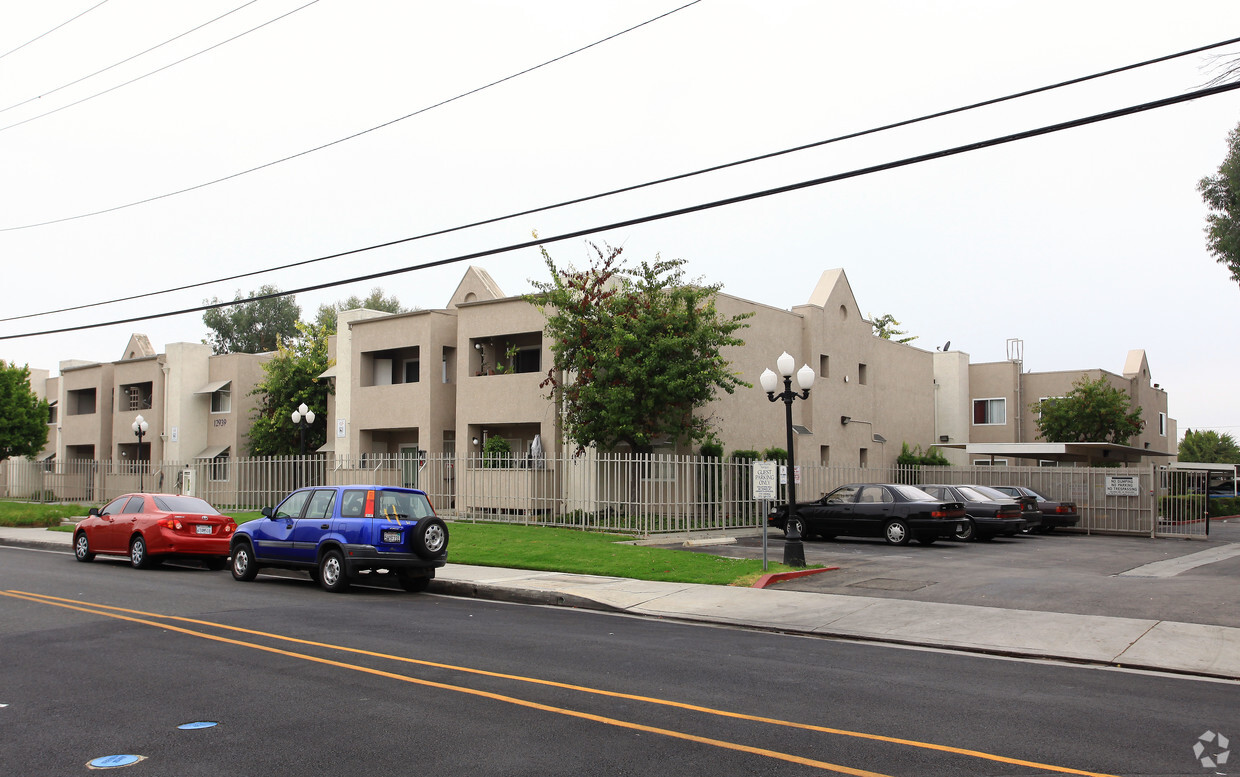 Foto del edificio - HAWTHORNE TERRACE