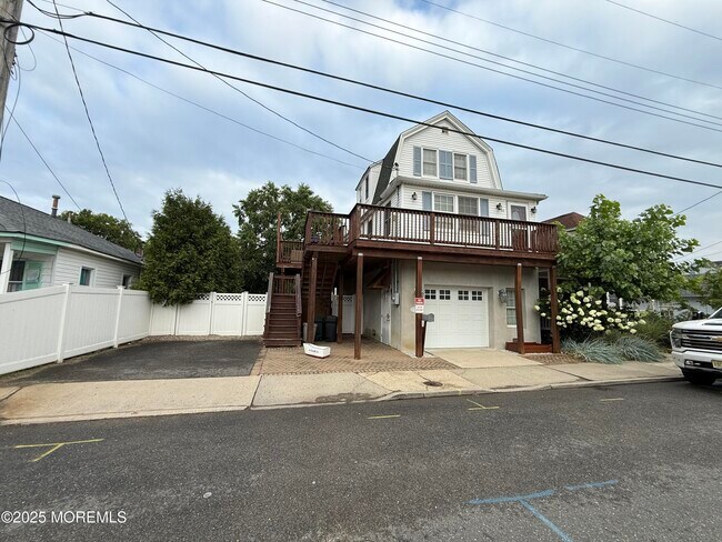 Foto del edificio - 66 Sea Drift Ave