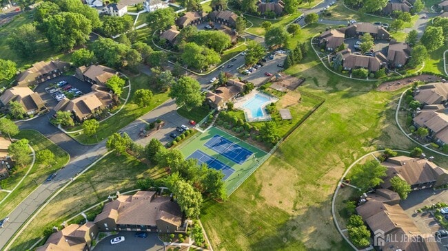 Foto del edificio - 542 Westgate Dr