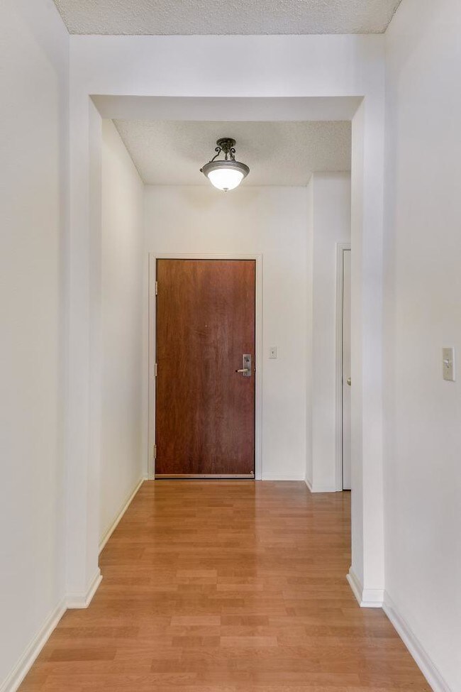 Foto del edificio - 3800 85th Ave N