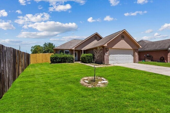 Building Photo - 20334 Desert Willow Dr