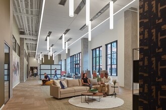 Building Photo - Broadview at Vanderbilt