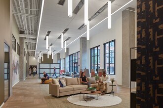 Building Photo - Broadview at Vanderbilt