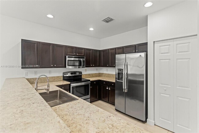 Building Photo - 3502 W 86th Terrace