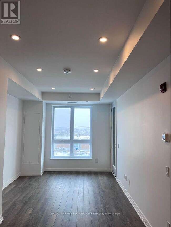 Building Photo - 409-101 GOLDEN EAGLE Rd