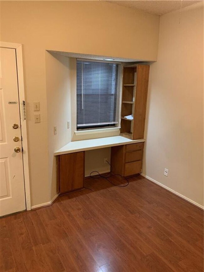 Foto del edificio - 3316 Guadalupe St