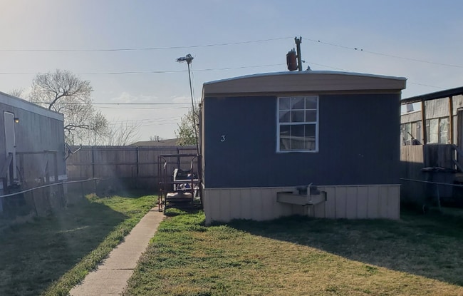 Building Photo - 2504 SW Jefferson Ave